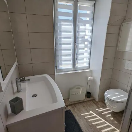 Casa vacanze Fleac, 6 Pieces, 15 Personnes - Fr-1-653-115 Fleac