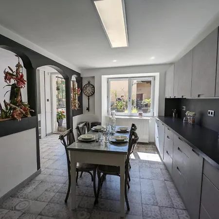 Fleac, 6 Pieces, 15 Personnes - Fr-1-653-115 Casa vacanze *