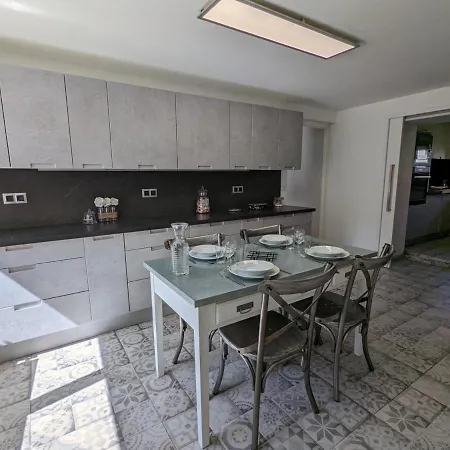 Fleac, 6 Pieces, 15 Personnes - Fr-1-653-115 Casa vacanze *